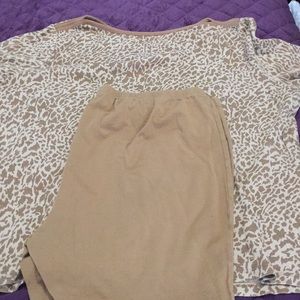 1 tan pant set